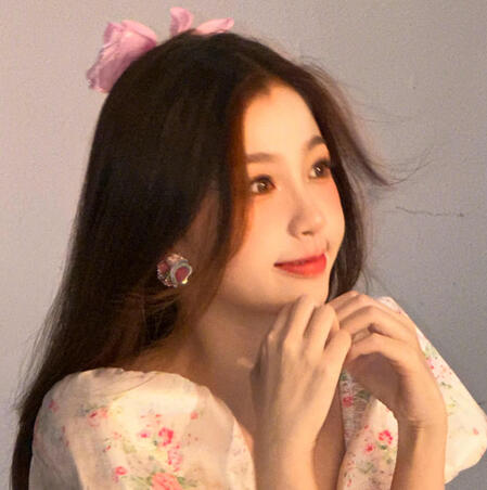 yu shuxin/esther yu